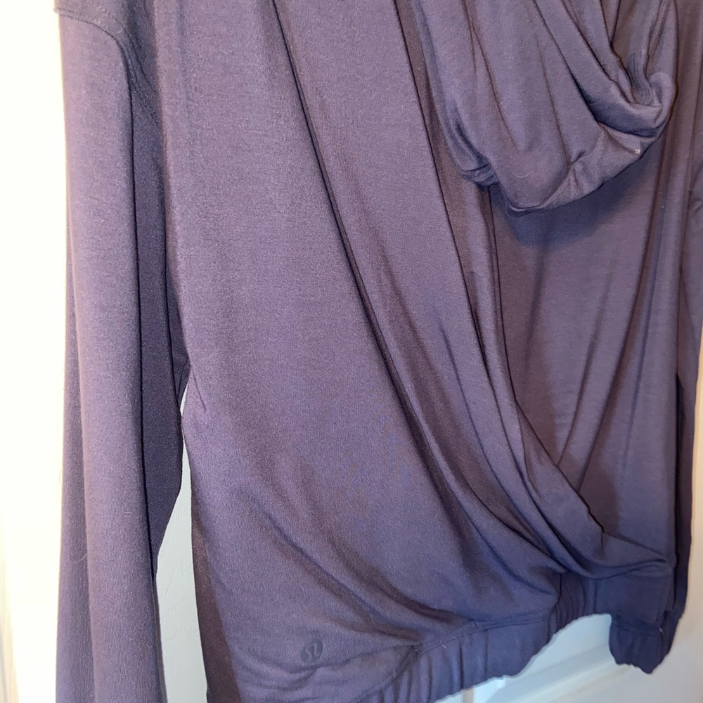 Lululemon Cropped Cross back hoodie - Picture 6 of 6